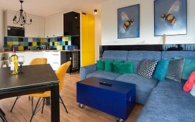 Słoneczny apartament z widokiem na góry